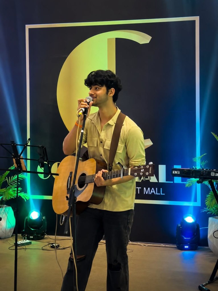 Live Music Weekends at Cosmo Mall